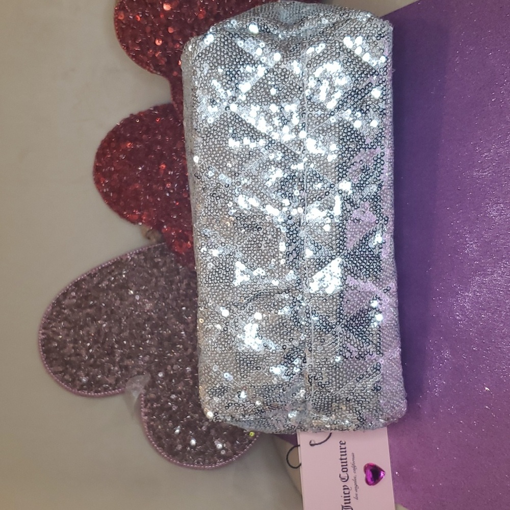Juicy Couture 💖NWT💖 Silver Sequins Cosmetic Bag!💖💖💖 - Picture 10 of 13